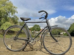 LOT 46 1936 NEW RAPID EMPIRE GIRDER (PRESSED STEEL FRAME)