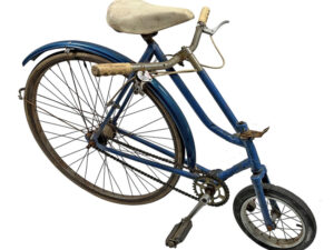 LOT 22. 1970s VELOCINO JUNIOR BICYCLE